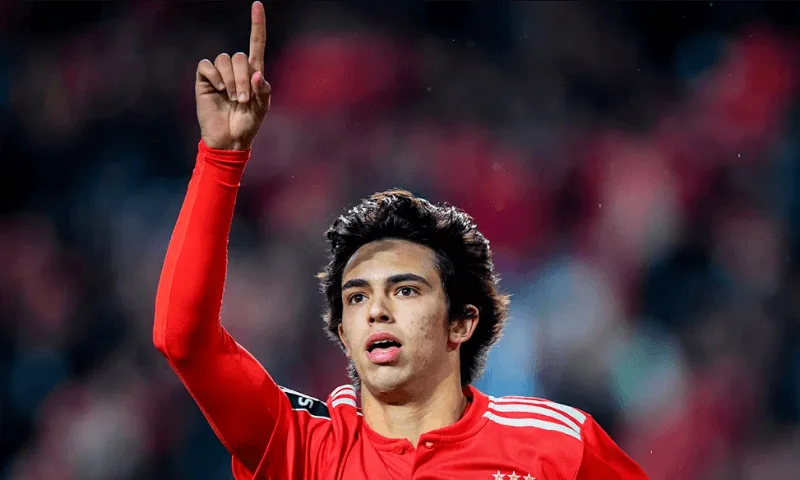 Tài năng trẻ João Félix và bản hợp đồng kỷ lục trăm triệu euro tại câu lạc bộ Atlético Madrid.